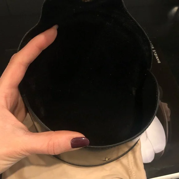 Authentic CHANEL 5086-B Oversized Sunglasses • Black with Crystal CC Logo - Picture 15 of 16